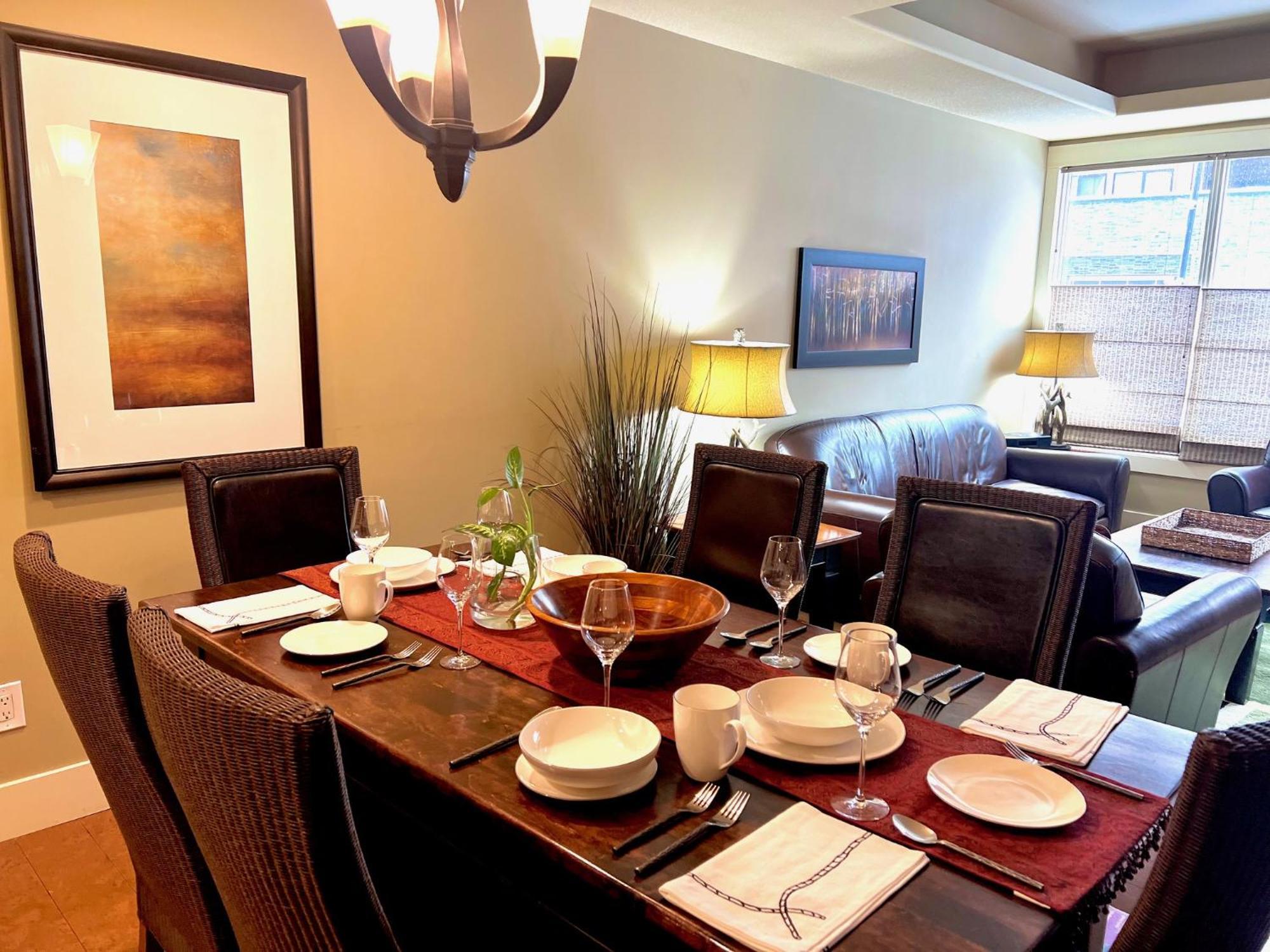 Luxury Resort 2Bedroom 2Bath Sleeps 6 945 Square Feet Canmore Luaran gambar